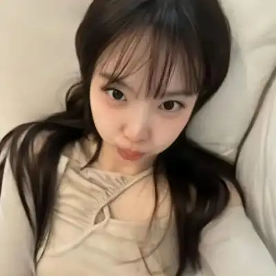 苍傲玉